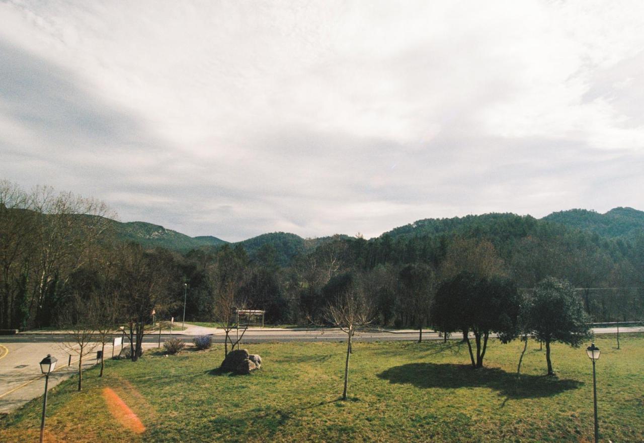Hostal De L'Aigua Sant Llorenc de la Muga Eksteriør bilde